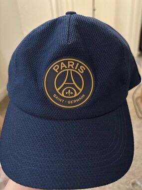 Paris Saint-Germain Navy Baseball Cap